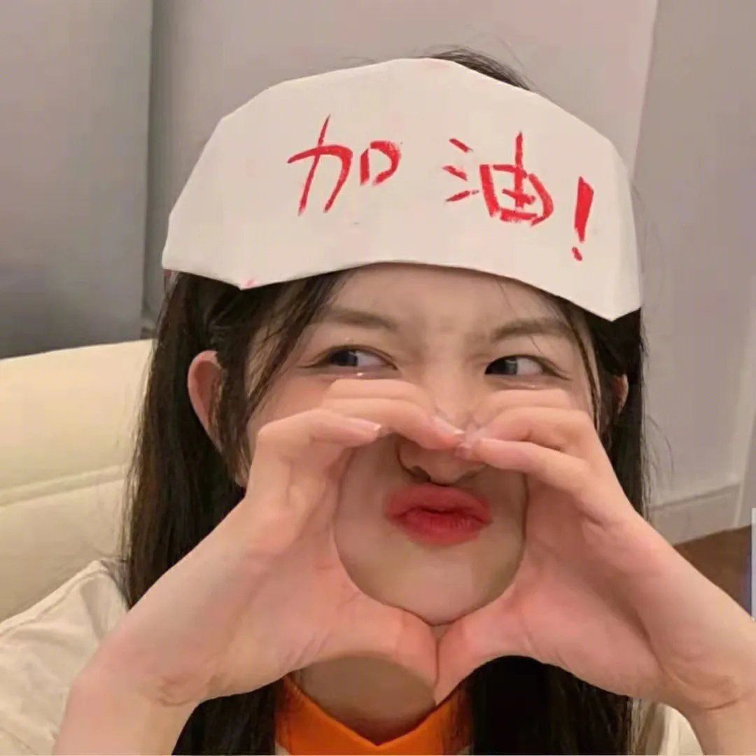 和红色中国人看电视